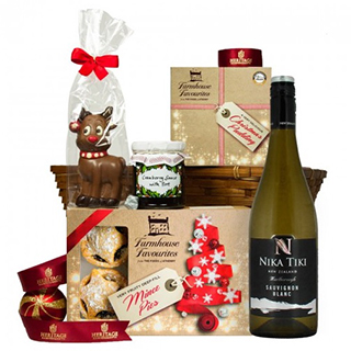 Tasty Treats Christmas Hamper image